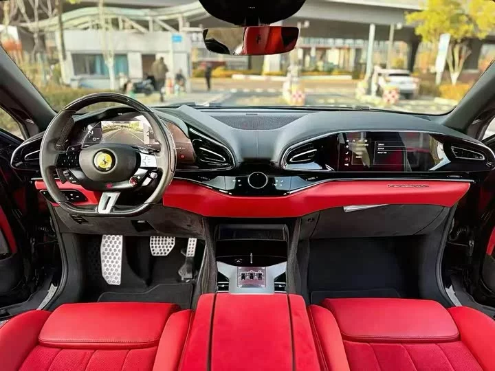 ferrari Purosangue