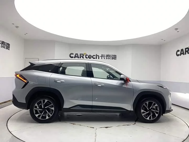 Geely Galaxy L7