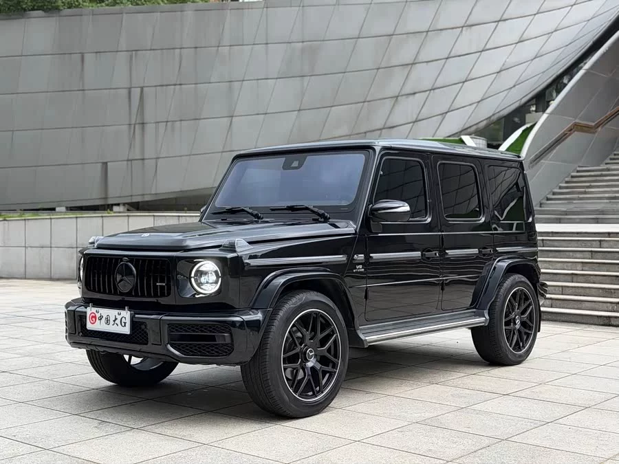 Mercedes Benz G-rated