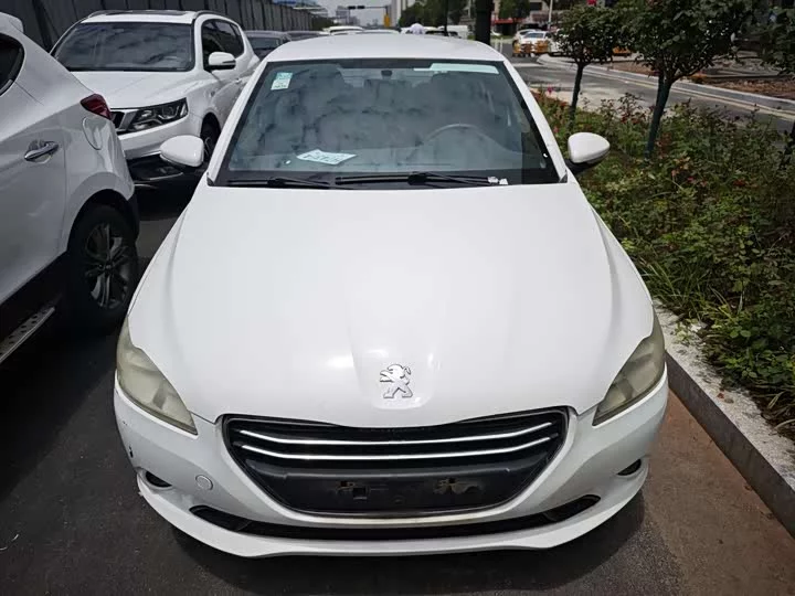 Peugeot 301