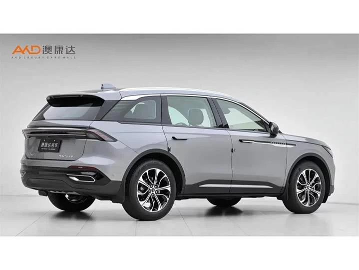 Lincoln navigator