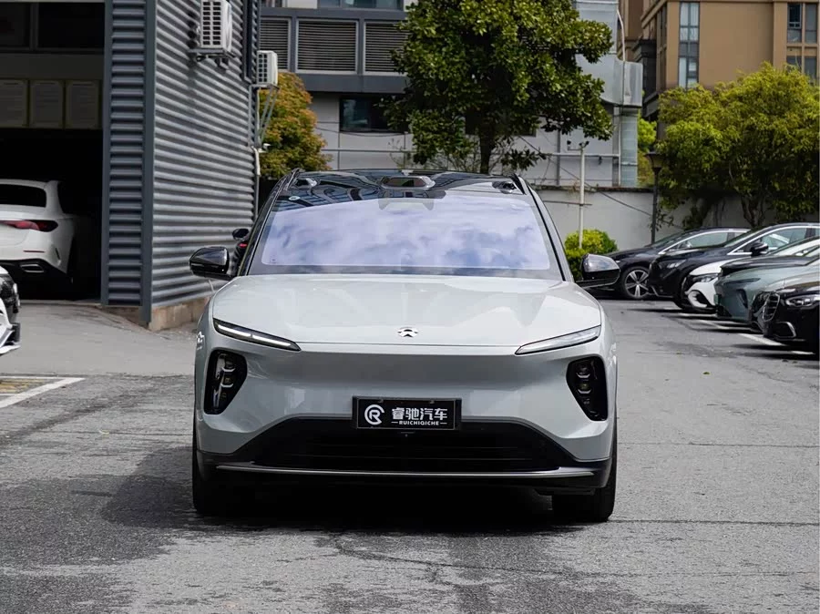 NIO ES6