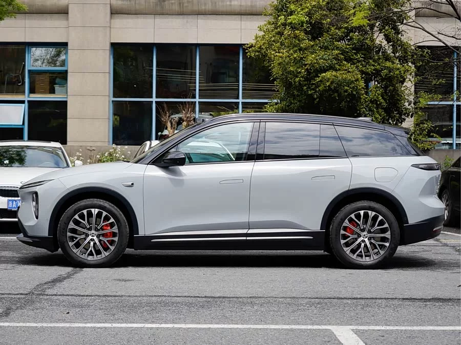 NIO ES6