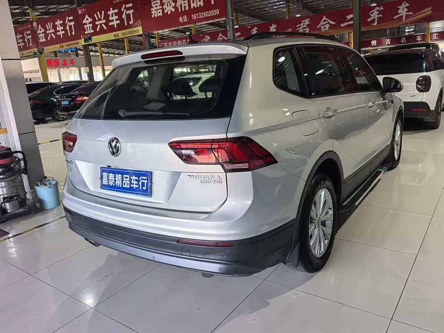 Volkswagen Tiguan L