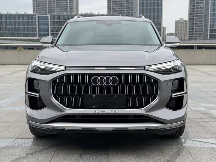 Audi Q6