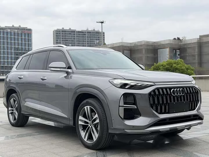 Audi Q6