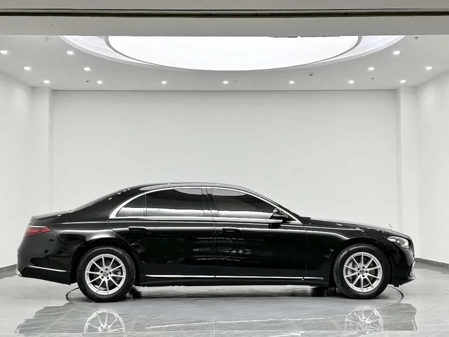 Mercedes Benz S class
