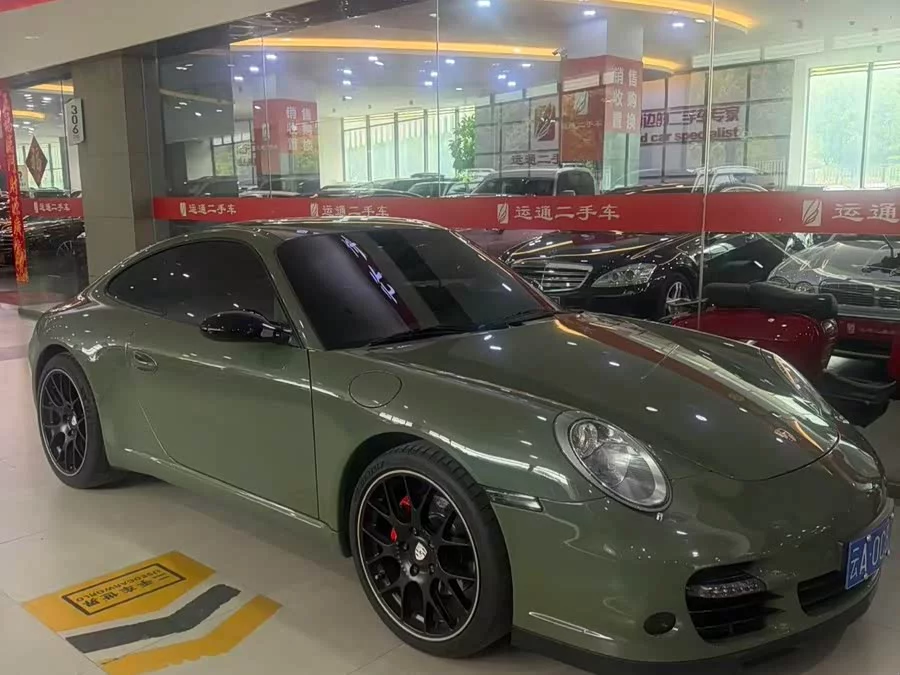 Porsche 911