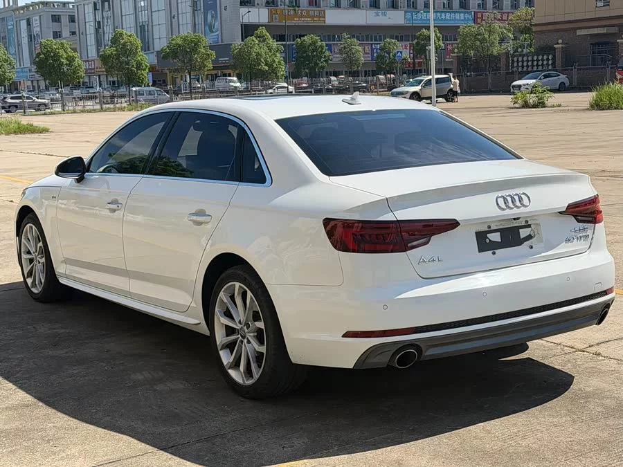 Audi A4L