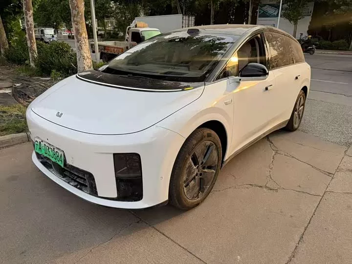 Li Ideal i8