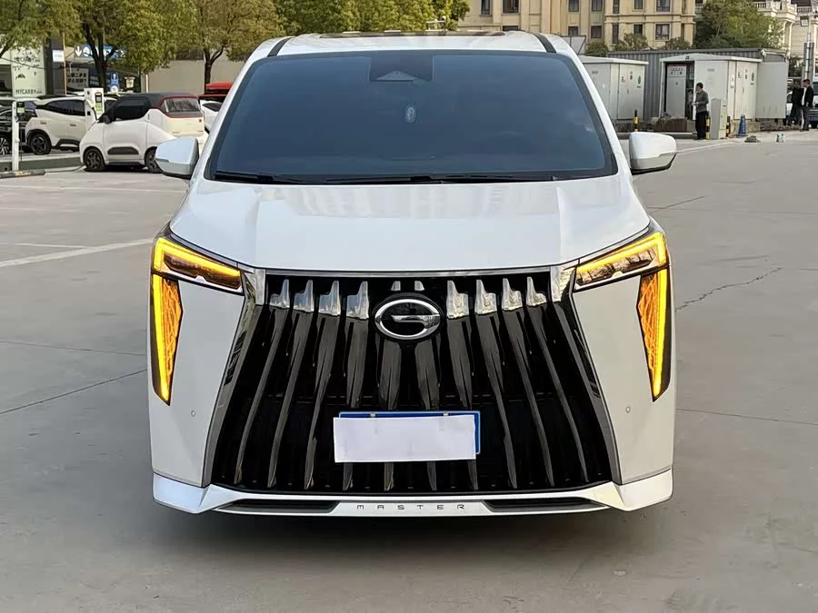 GAC Trumpchi M8