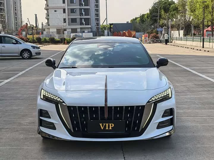 Hongqi H6