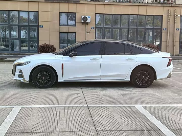 Hongqi H6
