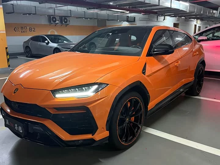 Lamborghini Urus