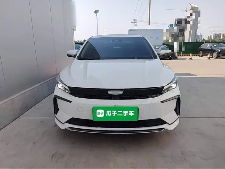 Geely Emgrand L HiP