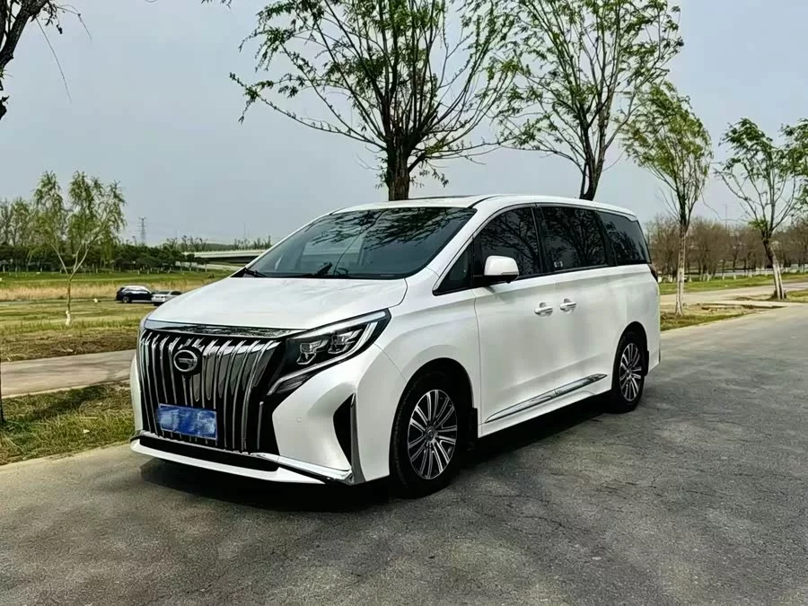 GAC Trumpchi M8