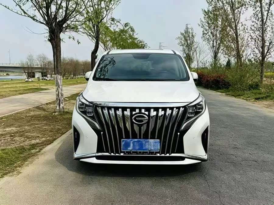 GAC Trumpchi M8