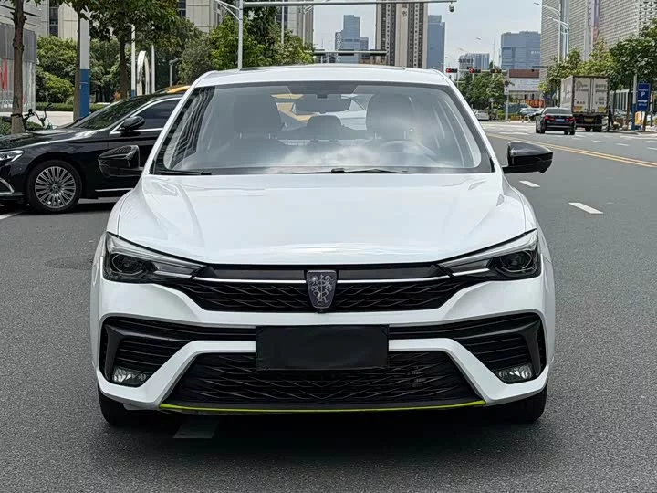Roewe i5