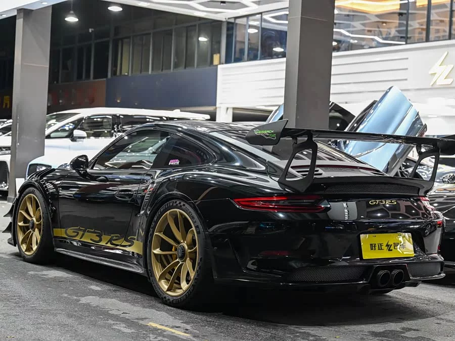 Porsche 911