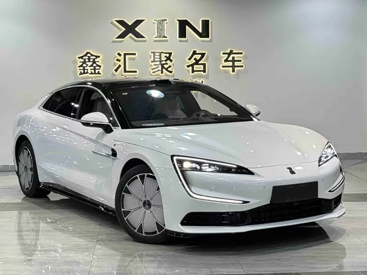 BYD U7
