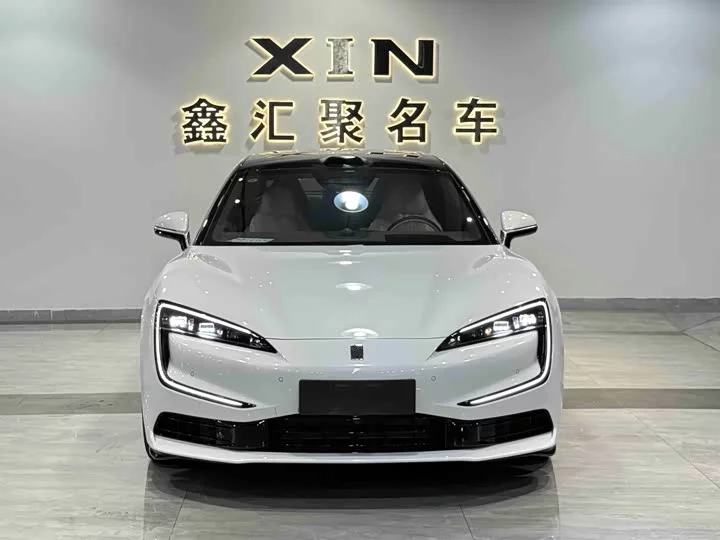 BYD U7