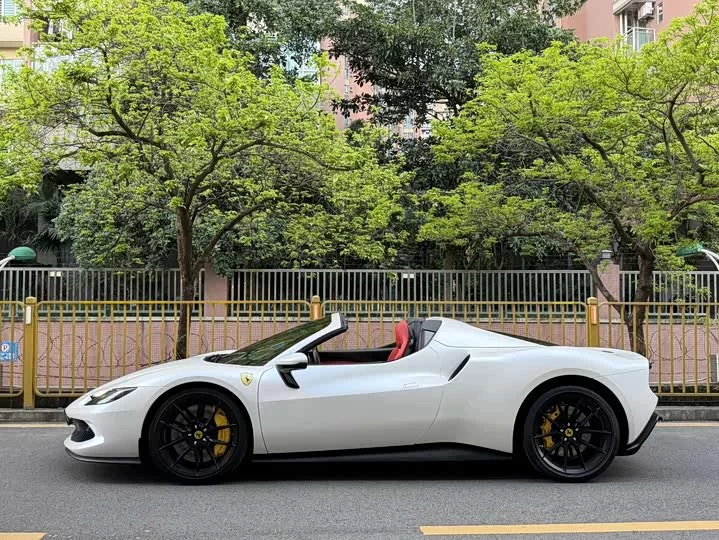 ferrari 296