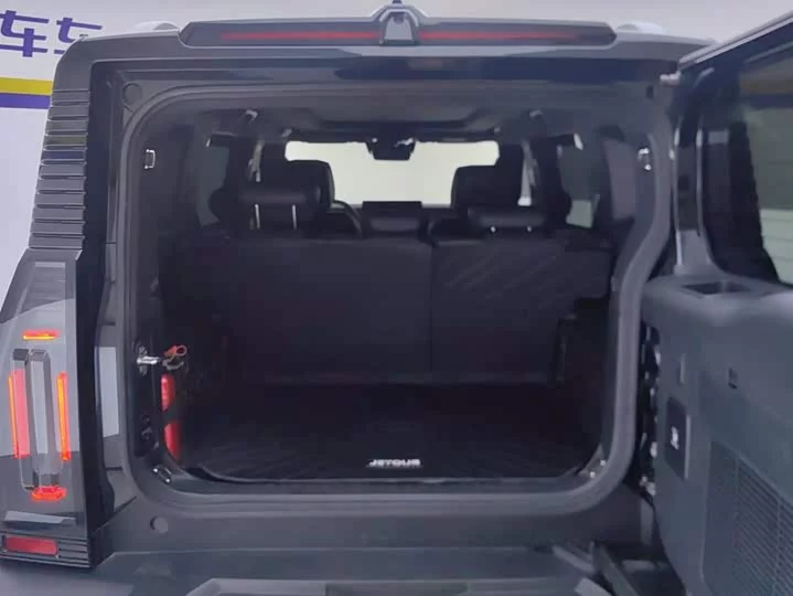Jetour traveler