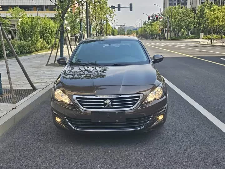 Peugeot 408
