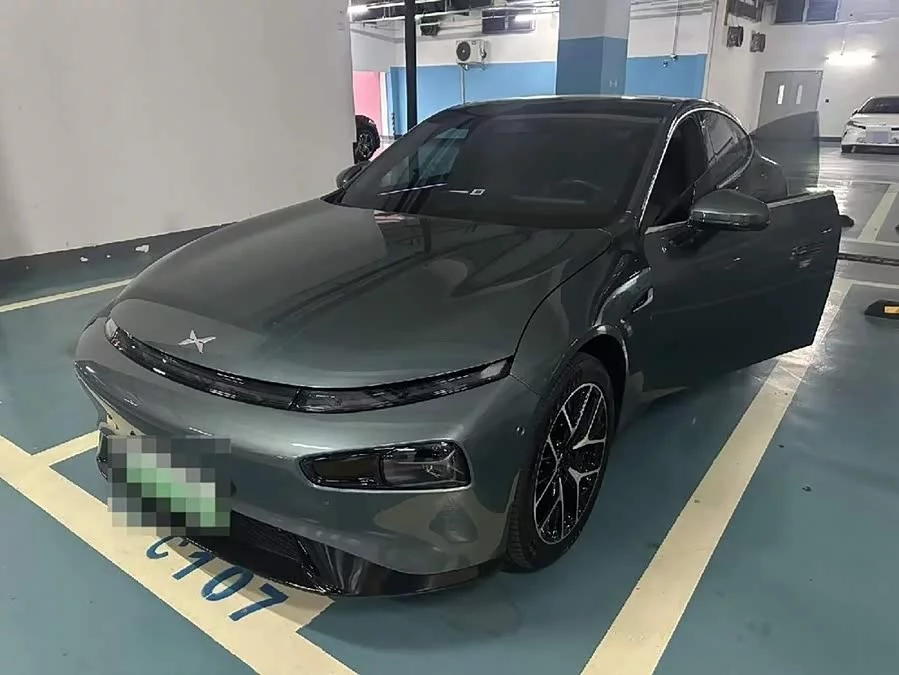 Xpeng P7