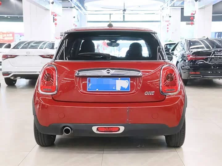 MINI 