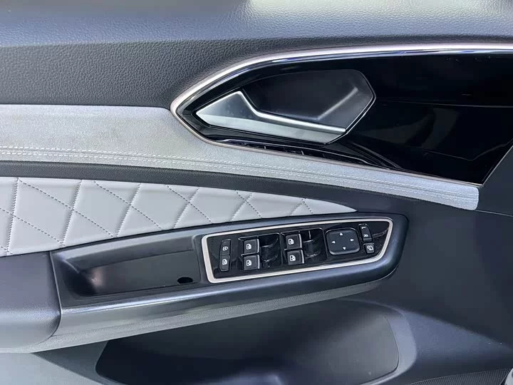 Jetta VS7