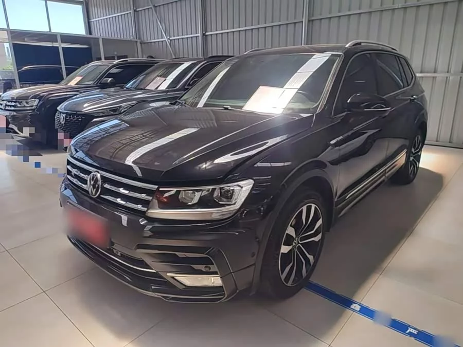 Volkswagen Tiguan L