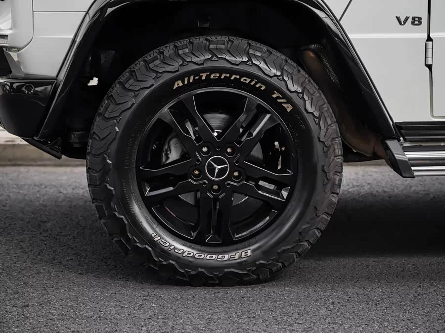 Mercedes Benz G-rated