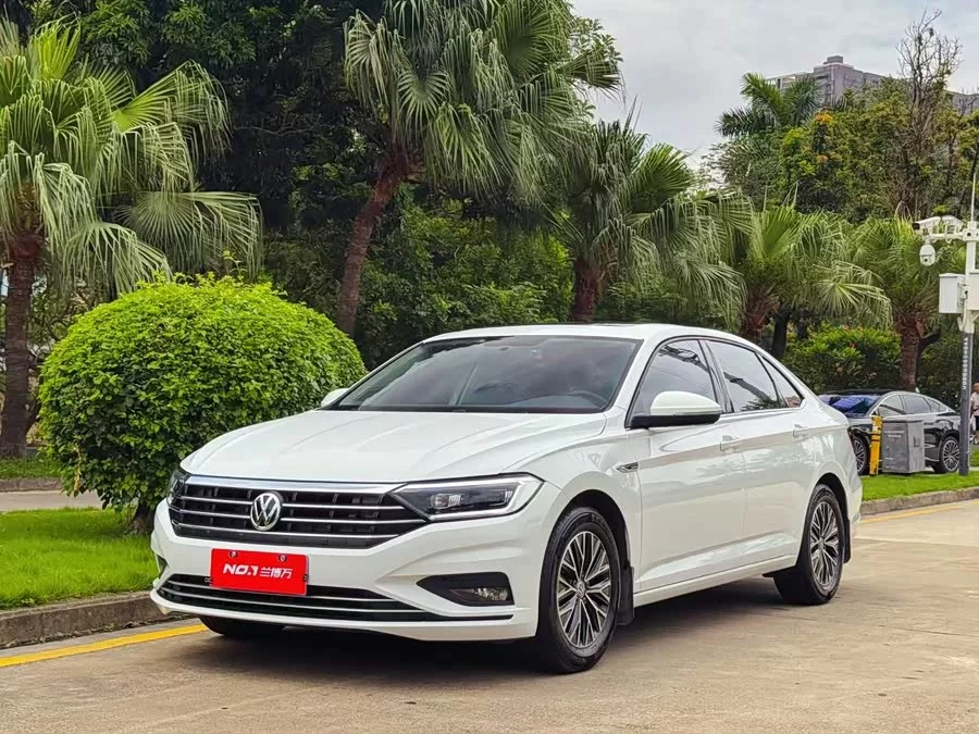 Volkswagen Sagitar