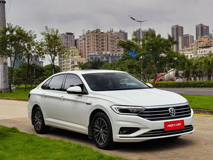 Volkswagen Sagitar