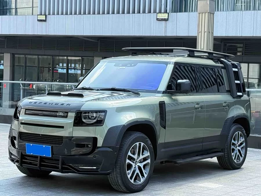 Land Rover guard