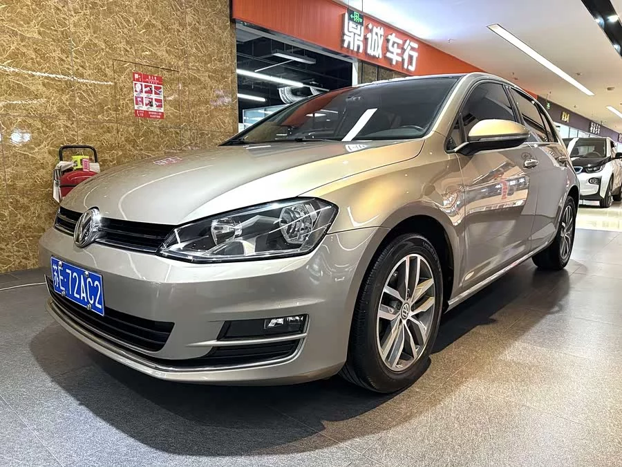 Volkswagen golf