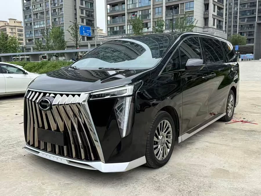 GAC Trumpchi M8