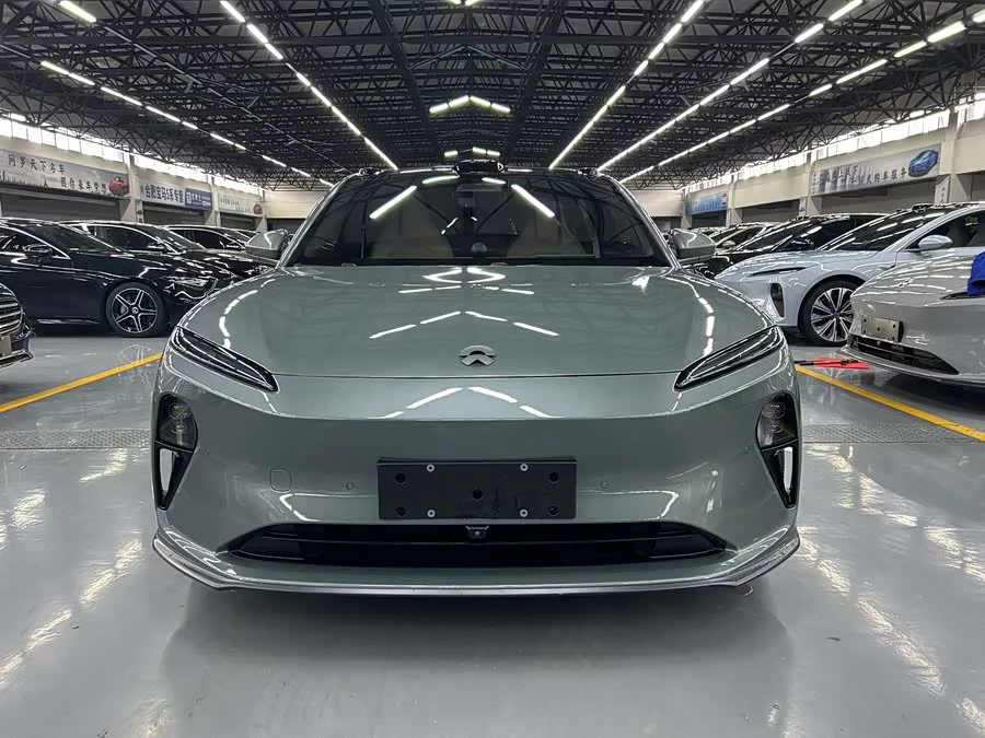 NIO ET5T