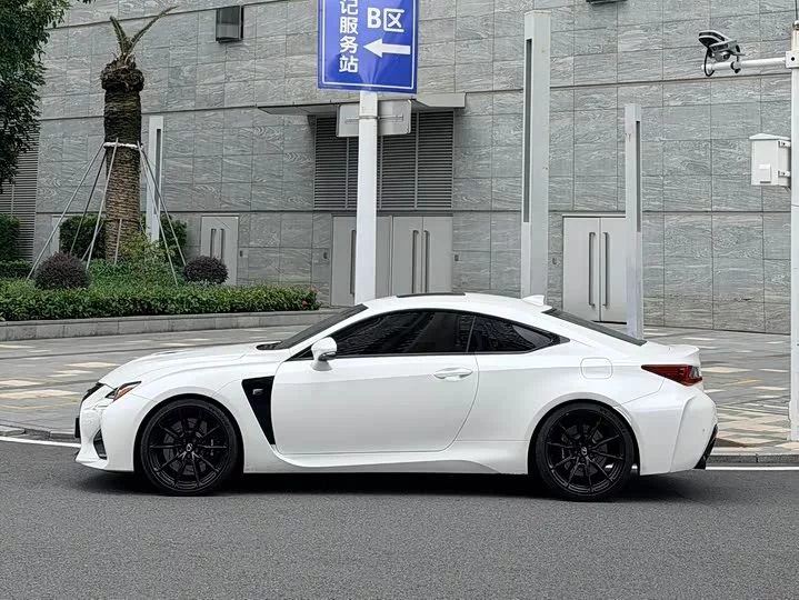 Lexus RC F