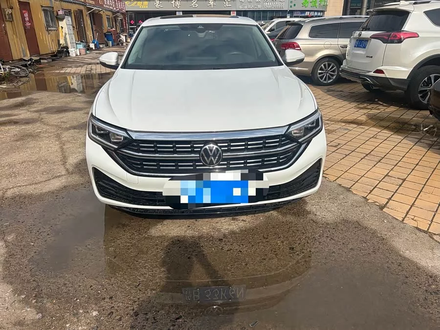 Volkswagen Sagitar