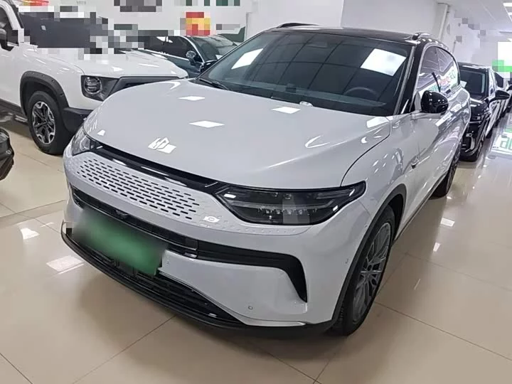 Leapmotor Zero running C11
