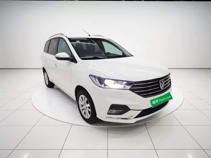 Baojun 360