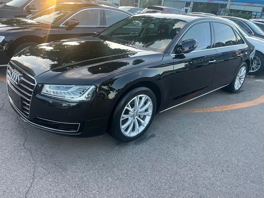 Audi A8