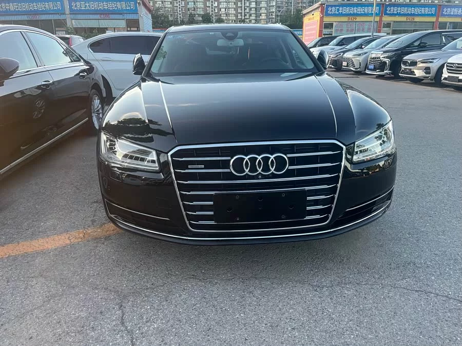 Audi A8