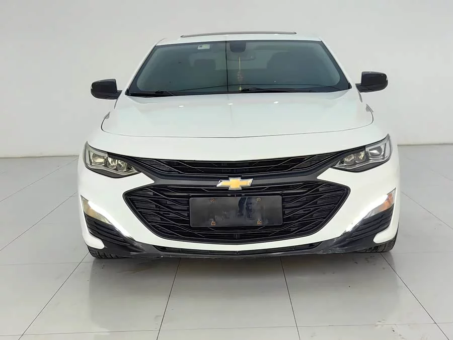 Chevrolet Malibu XL