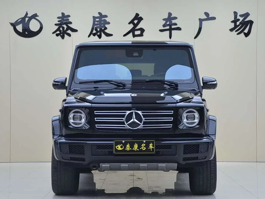 Mercedes Benz G-rated