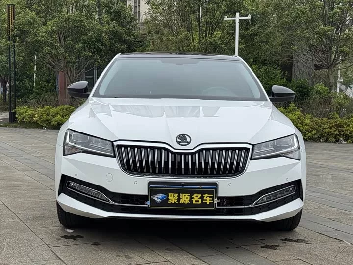 Skoda SuperB