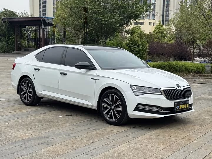 Skoda SuperB