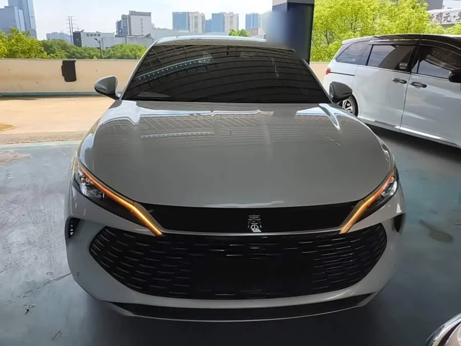 BYD Qin L